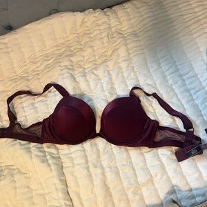 Victoria’s Secret push up bra